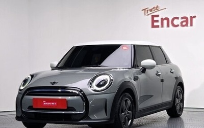 MINI Hatch, 2021 год, 1 827 000 рублей, 1 фотография