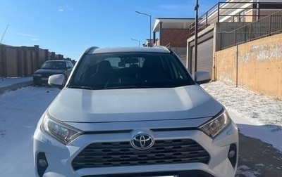 Toyota RAV4, 2020 год, 3 800 000 рублей, 1 фотография