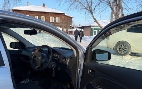 Mitsubishi Mirage VI рестайлинг, 2014 год, 720 000 рублей, 10 фотография