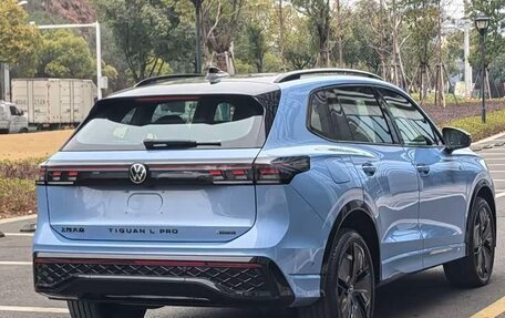 Volkswagen Tiguan, 2024 год, 4 670 133 рублей, 6 фотография