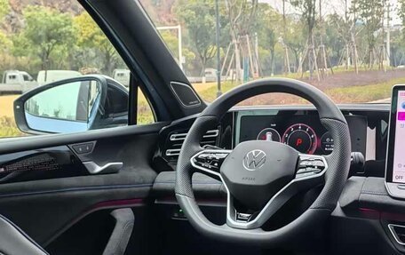 Volkswagen Tiguan, 2024 год, 4 670 133 рублей, 11 фотография