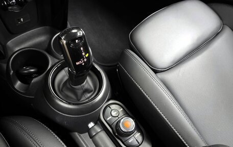 MINI Hatch, 2021 год, 1 827 000 рублей, 8 фотография