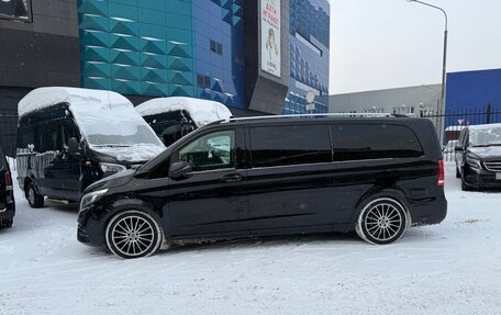 Mercedes-Benz V-Класс, 2017 год, 7 000 000 рублей, 2 фотография