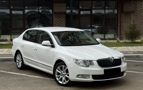Skoda Superb III рестайлинг, 2010 год, 1 230 000 рублей, 2 фотография