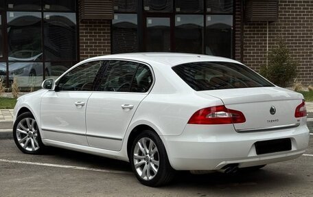 Skoda Superb III рестайлинг, 2010 год, 1 230 000 рублей, 6 фотография