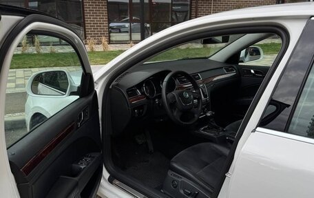 Skoda Superb III рестайлинг, 2010 год, 1 230 000 рублей, 7 фотография