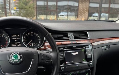 Skoda Superb III рестайлинг, 2010 год, 1 230 000 рублей, 15 фотография