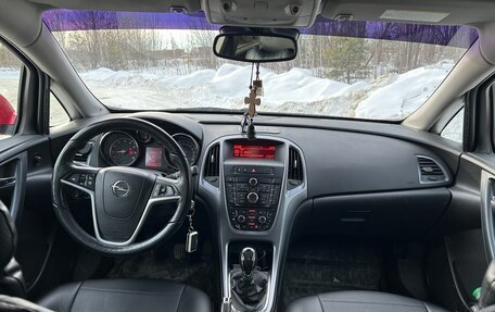 Opel Astra J, 2013 год, 550 000 рублей, 8 фотография
