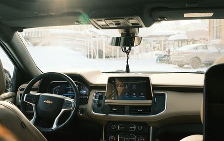 Chevrolet Tahoe IV, 2022 год, 11 990 000 рублей, 15 фотография