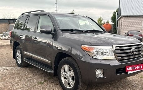 Toyota Land Cruiser 200, 2013 год, 3 950 000 рублей, 2 фотография