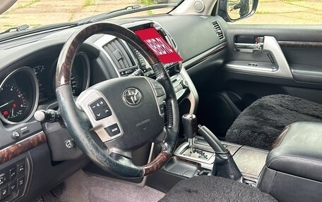 Toyota Land Cruiser 200, 2013 год, 3 950 000 рублей, 16 фотография