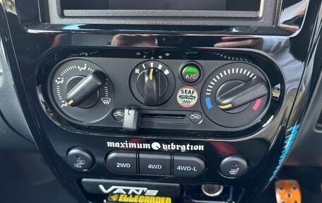 Suzuki Jimny, 2012 год, 843 000 рублей, 19 фотография