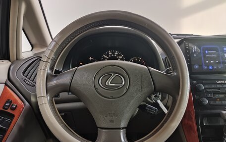 Lexus RX IV рестайлинг, 2000 год, 905 000 рублей, 10 фотография