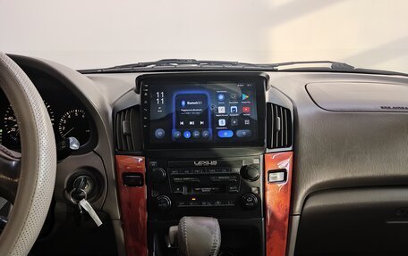 Lexus RX IV рестайлинг, 2000 год, 905 000 рублей, 11 фотография