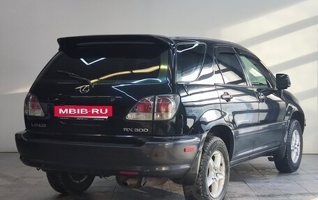 Lexus RX IV рестайлинг, 2000 год, 905 000 рублей, 5 фотография