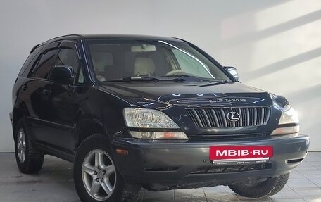 Lexus RX IV рестайлинг, 2000 год, 905 000 рублей, 3 фотография
