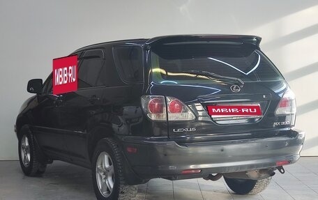 Lexus RX IV рестайлинг, 2000 год, 905 000 рублей, 7 фотография