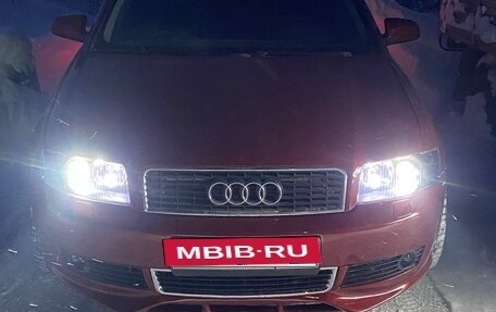 Audi A4, 2003 год, 600 000 рублей, 7 фотография