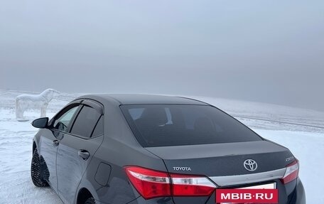 Toyota Corolla, 2014 год, 990 000 рублей, 3 фотография