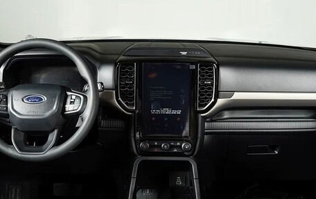 Ford Everest, 2025 год, 9 200 000 рублей, 6 фотография