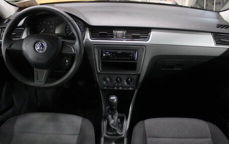 Skoda Rapid I, 2015 год, 756 000 рублей, 9 фотография