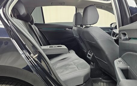 Volkswagen Golf VIII, 2021 год, 2 645 000 рублей, 12 фотография