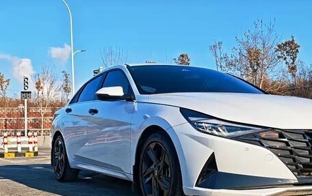 Hyundai Elantra, 2021 год, 1 610 000 рублей, 4 фотография