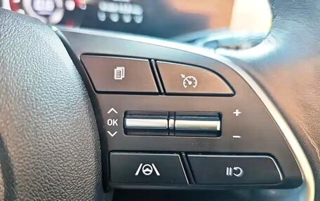 Hyundai Elantra, 2021 год, 1 610 000 рублей, 10 фотография