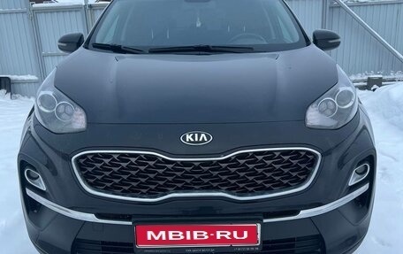 KIA Sportage IV рестайлинг, 2020 год, 2 500 000 рублей, 1 фотография