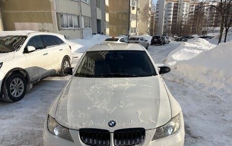 BMW 3 серия, 2008 год, 750 000 рублей, 12 фотография