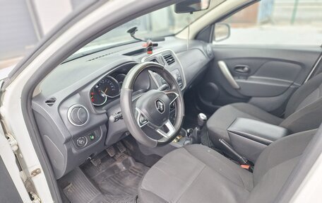 Renault Logan II, 2021 год, 700 000 рублей, 4 фотография