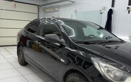 Hyundai Solaris II рестайлинг, 2011 год, 650 000 рублей, 2 фотография