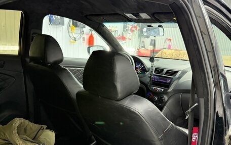 Hyundai Solaris II рестайлинг, 2011 год, 650 000 рублей, 9 фотография