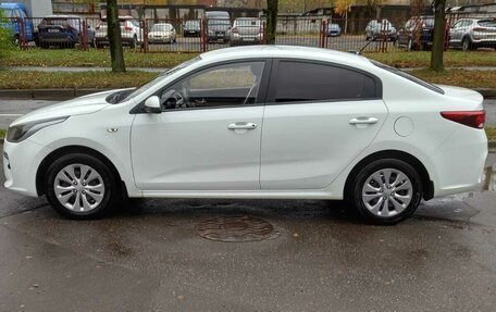 KIA Rio IV, 2018 год, 1 600 000 рублей, 4 фотография