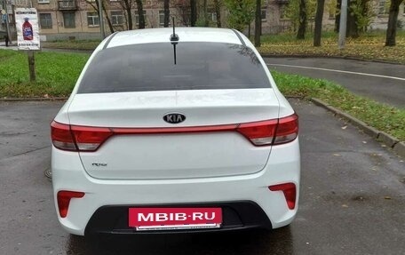 KIA Rio IV, 2018 год, 1 600 000 рублей, 5 фотография