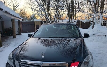 Mercedes-Benz E-Класс, 2012 год, 2 950 000 рублей, 10 фотография