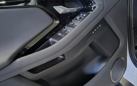 Land Rover Range Rover Evoque II, 2025 год, 6 000 000 рублей, 14 фотография