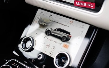 Land Rover Range Rover Velar I, 2017 год, 4 000 000 рублей, 12 фотография