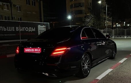 Mercedes-Benz E-Класс, 2017 год, 3 700 000 рублей, 5 фотография