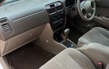 Toyota Vista, 1996 год, 400 000 рублей, 13 фотография