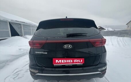 KIA Sportage IV рестайлинг, 2020 год, 2 500 000 рублей, 2 фотография