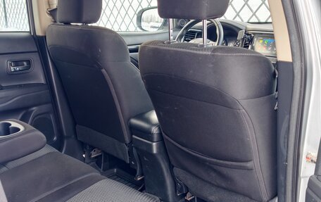 Mitsubishi Outlander III рестайлинг 3, 2019 год, 1 799 999 рублей, 29 фотография