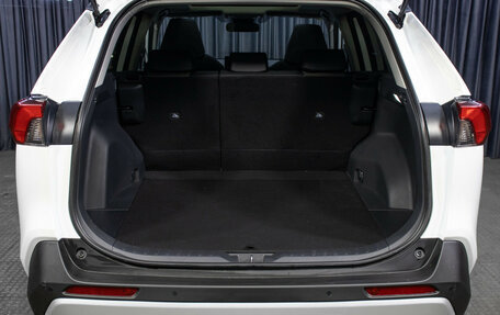 Toyota RAV4, 2024 год, 4 198 000 рублей, 10 фотография