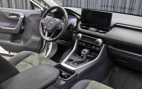 Toyota RAV4, 2024 год, 4 198 000 рублей, 11 фотография
