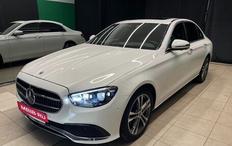 Mercedes-Benz E-Класс, 2020 год, 4 800 000 рублей, 4 фотография