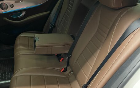 Mercedes-Benz E-Класс, 2020 год, 4 800 000 рублей, 25 фотография