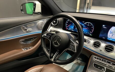 Mercedes-Benz E-Класс, 2020 год, 4 800 000 рублей, 28 фотография