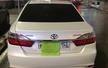 Toyota Camry, 2017 год, 2 фотография