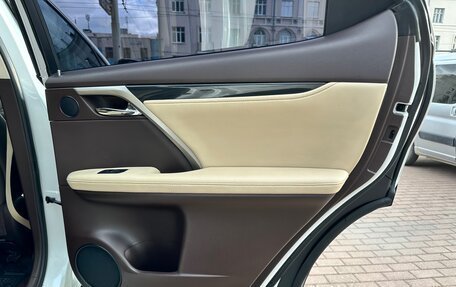 Lexus RX IV рестайлинг, 2017 год, 3 990 000 рублей, 18 фотография