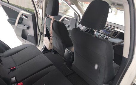 Toyota RAV4, 2015 год, 2 120 000 рублей, 14 фотография